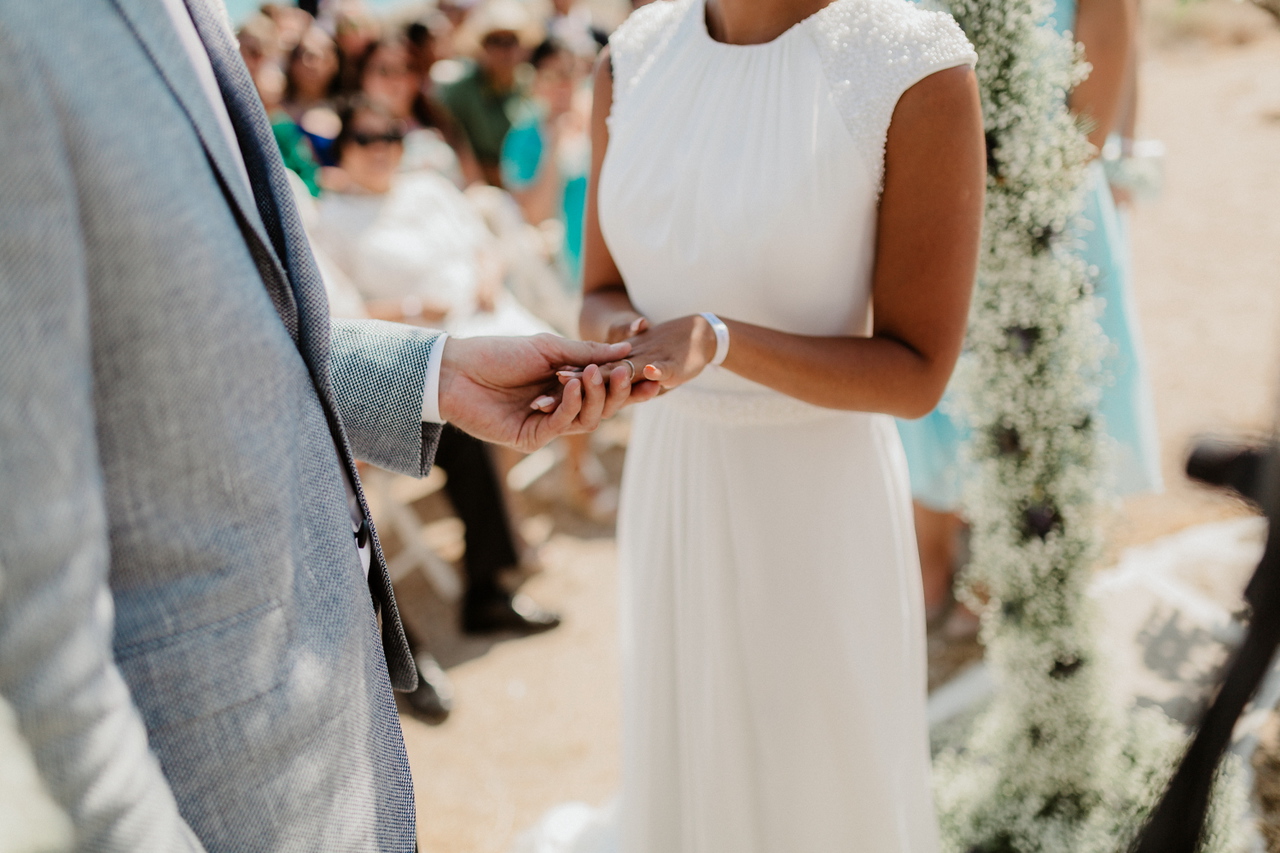 Couple getting married at the InterContinental Genève hotel.