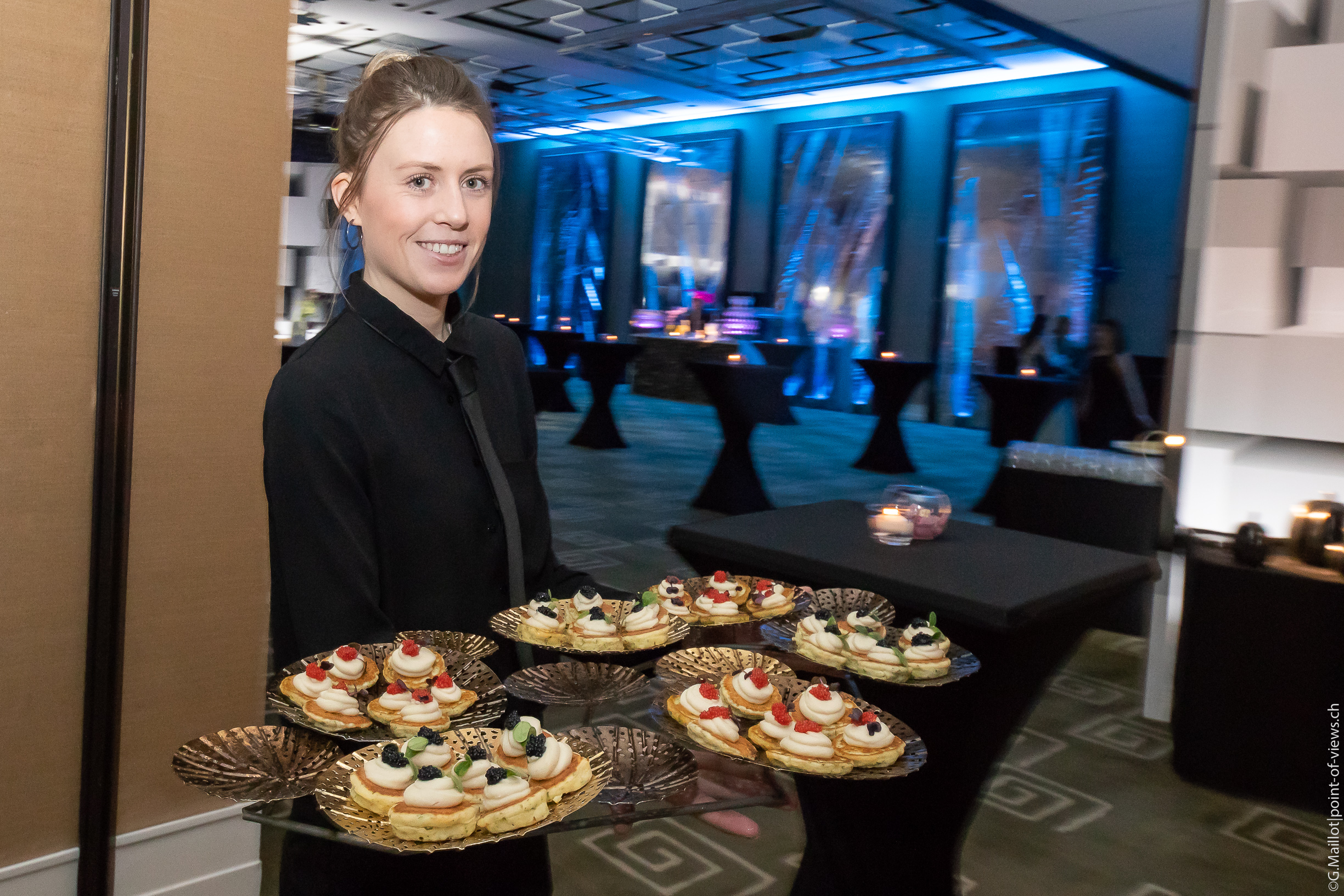 InterContinental-Geneva-Catering-Professional-Waitstaff