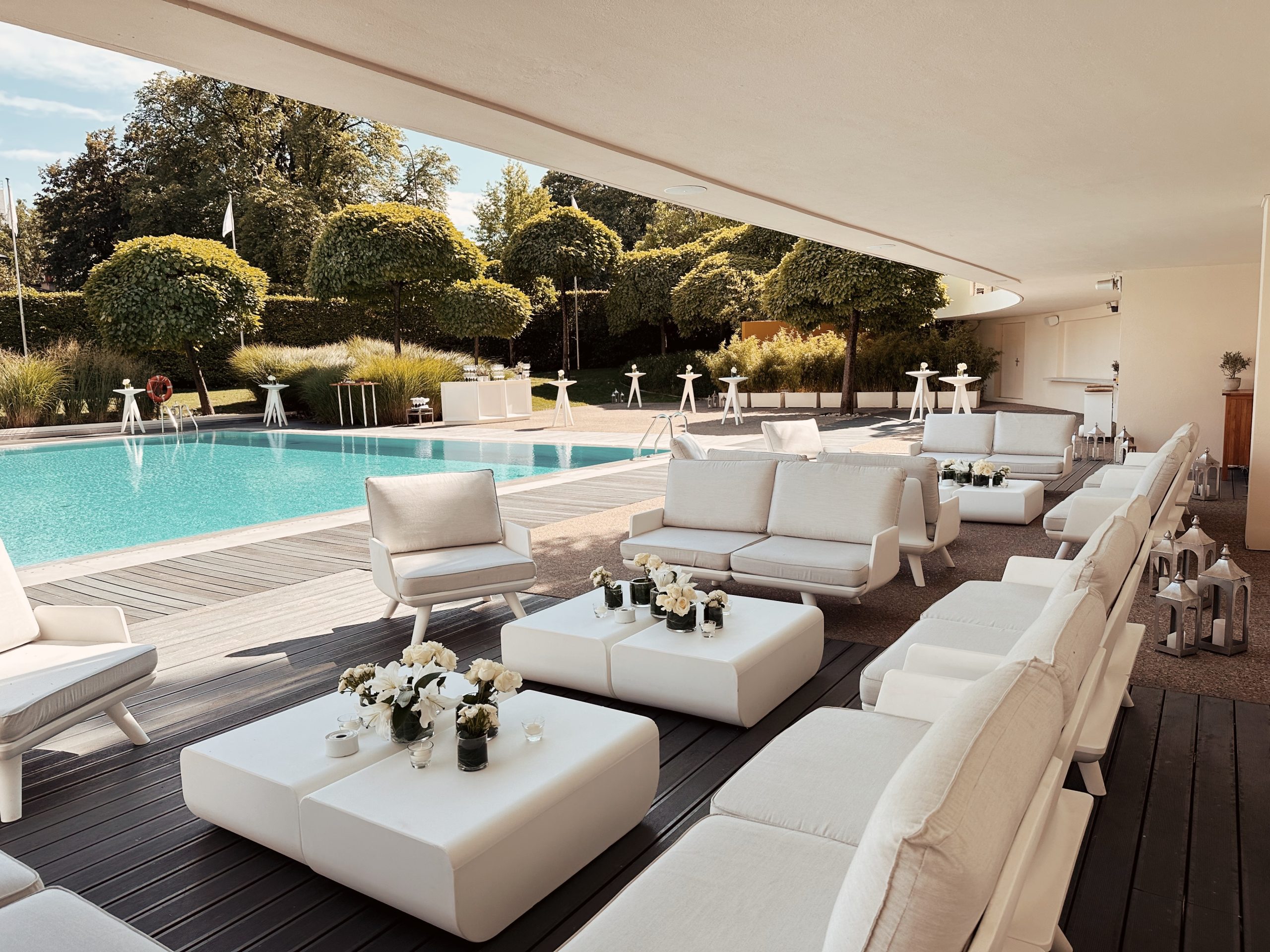 InterContinental-Geneva-Poolside-Lounge